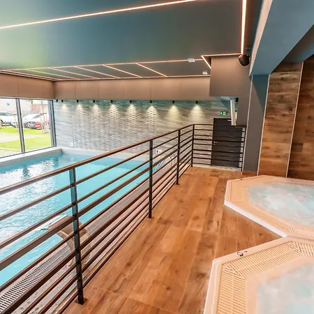 Faro Kasprowicza 20 Basen W Cenie Schwimmbad Im Preis * Kołobrzeg