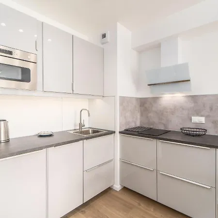 Faro Kasprowicza 20 Basen W Cenie Schwimmbad Im Preis Apartment