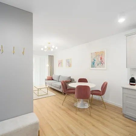 Faro Kasprowicza 20 Basen W Cenie Schwimmbad Im Preis Apartment Kolobrzeg