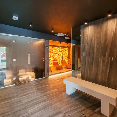 Faro Kasprowicza 20 Basen W Cenie Schwimmbad Im Preis Appartamento