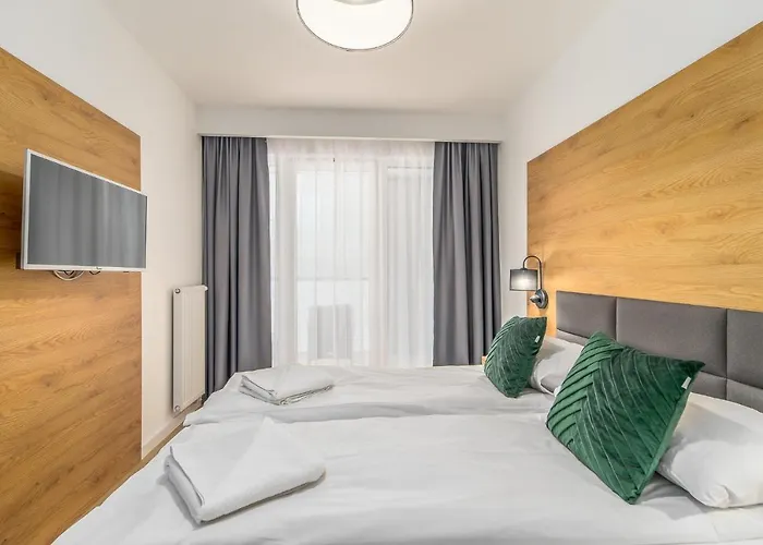 Faro Kasprowicza 20 Basen W Cenie Schwimmbad Im Preis *