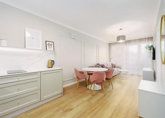 Faro Kasprowicza 20 * Kołobrzeg